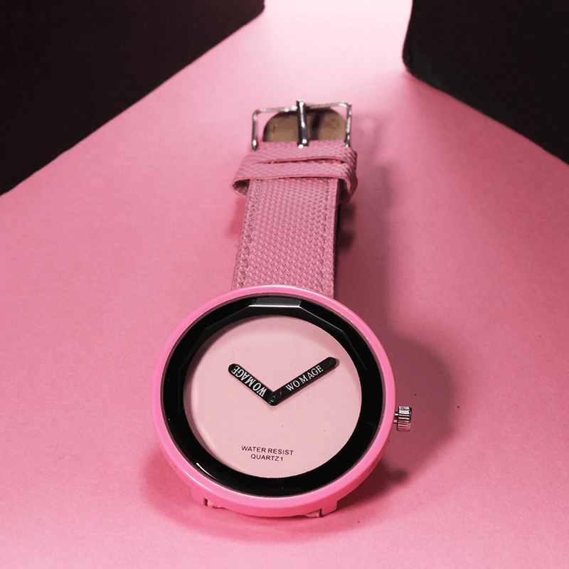 Vintage Retro Classic Fashion Women's Watches Leather Ladies Watch Women Watches Girl Watch Simple Clock For Women and Girls In great style Stevvex