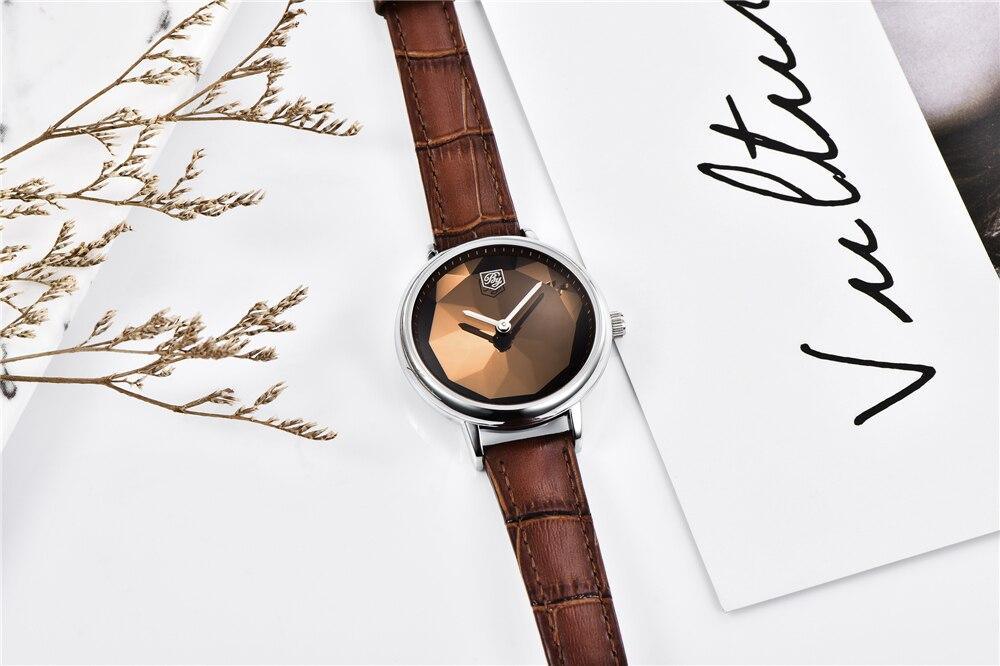 New Fashion Women's Watches Casual Sport Leather Strap Waterproof Analog Quartz Watch Stevvex